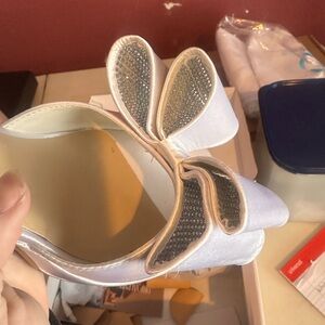 Dream Pairs White Satin Heels with Rhinestone Bow